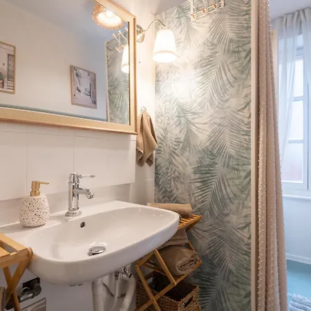 Fjaka - By Hoxilis *