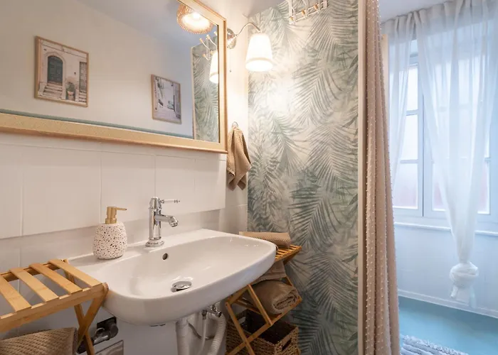 Fjaka - By Hoxilis *