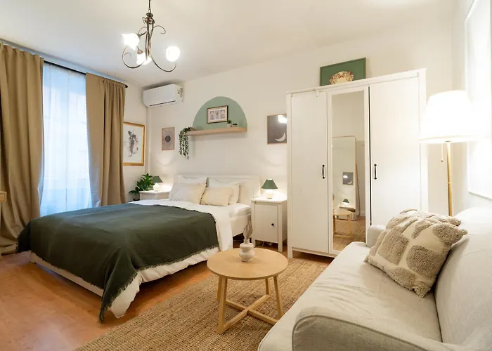 Fjaka - By Hoxilis Апартаменты *